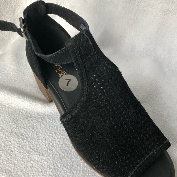 NWOT UGG KOOLABURRA  HEELED SANDALS. - Picture 4 of 8